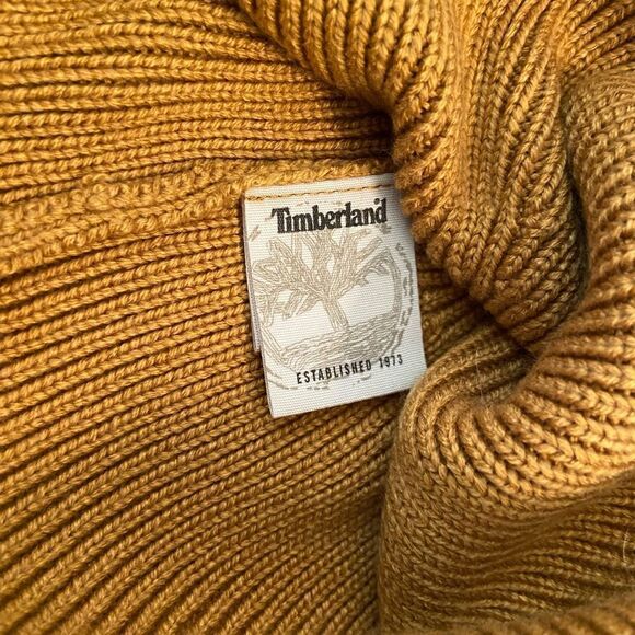 Timberland yellow/gold baby beanie - Picture 3 of 3